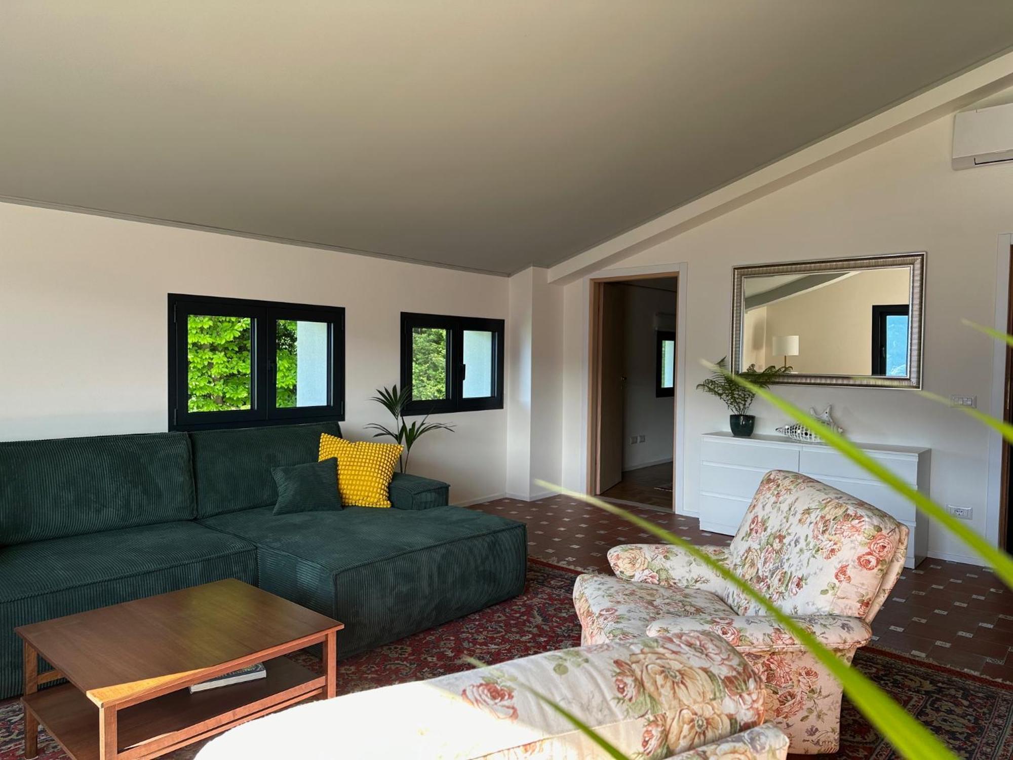Villa D'Alba Guest House Civenna Ngoại thất bức ảnh