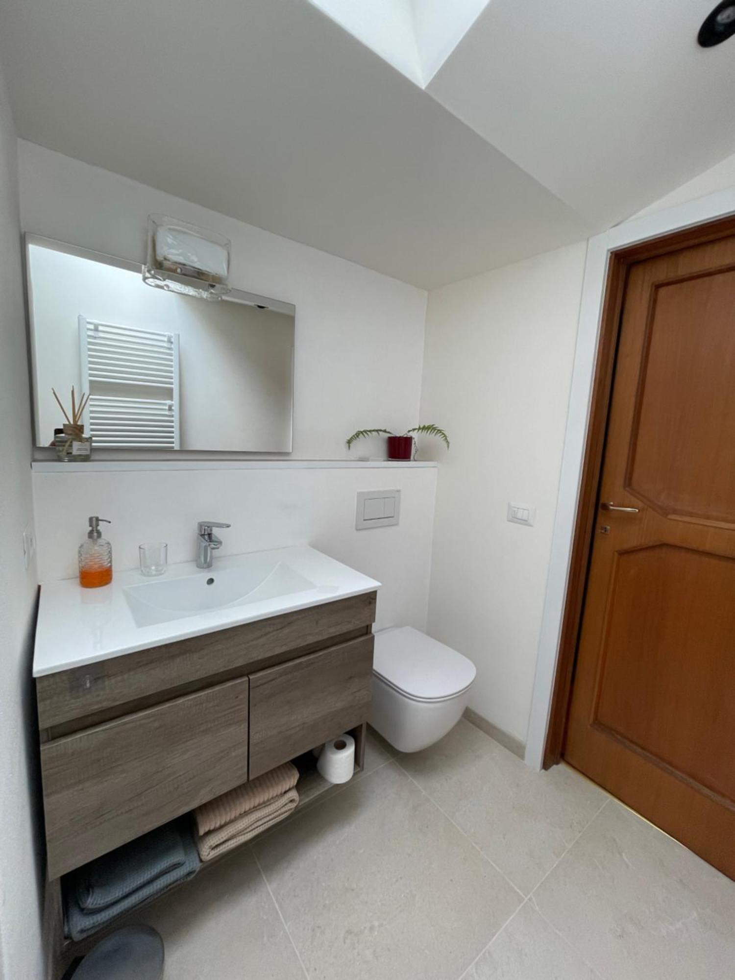 Villa D'Alba Guest House Civenna Ngoại thất bức ảnh